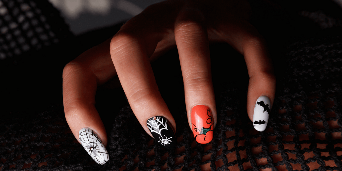 7 Phone & Nail Combos for Your Halloween Insta Posts
