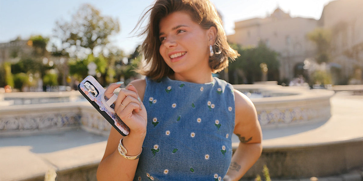 Phone Ring vs. Phone Grips: Which is Best?
