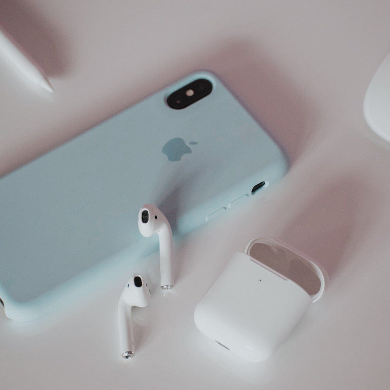 How to Clean Airpod Case Magnets the Right Way