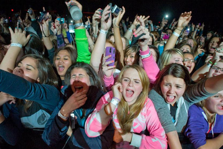 Go Full Fangirl with Casely Cases to Match Your Fav Singer's On-Stage