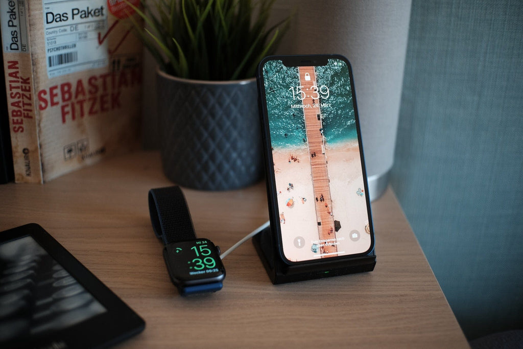 How Much mAh to Charge an iPhone & What's the Right Capacity?