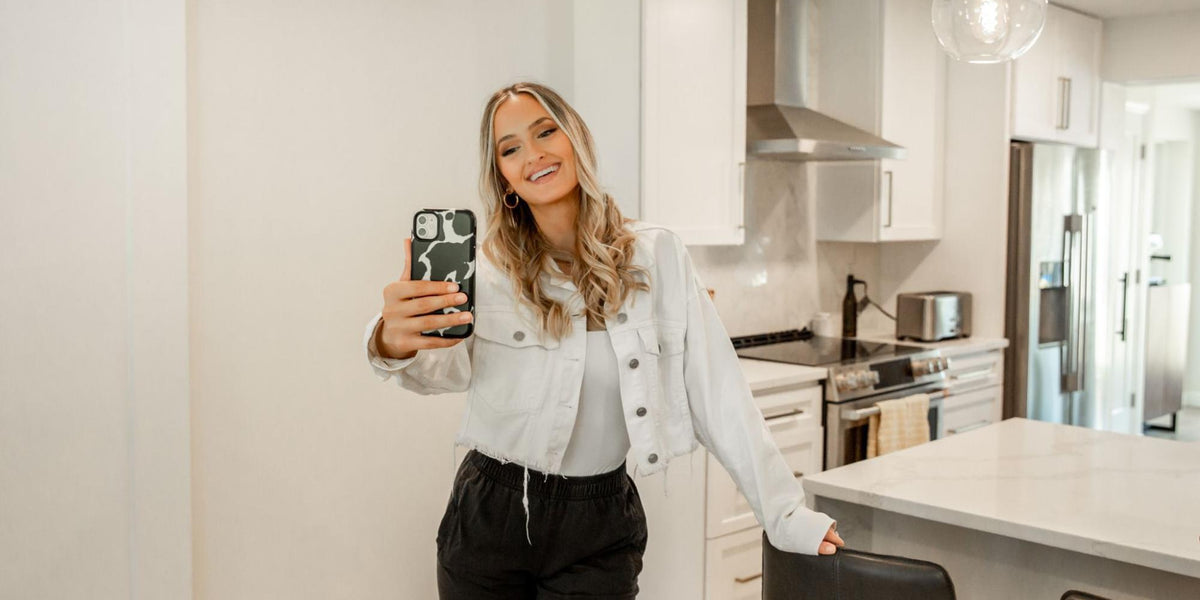 How to Clean a Plastic Phone Case