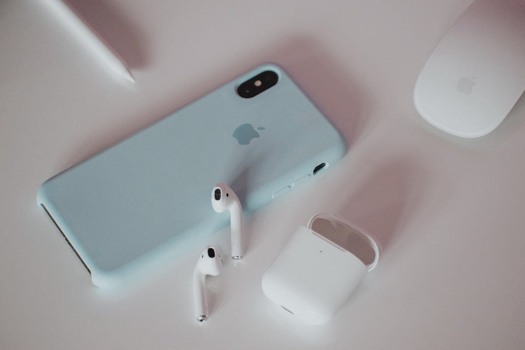 How to Clean Airpod Case Magnets the Right Way
