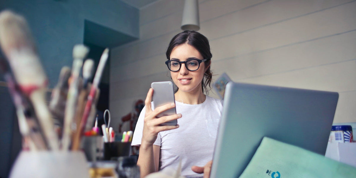 How To Take a Case Off a Phone Without Damaging It