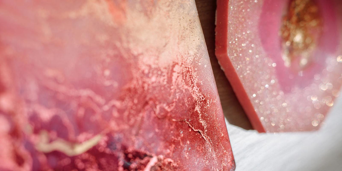 How to... Wear the Resin Jewelry Spring Trend