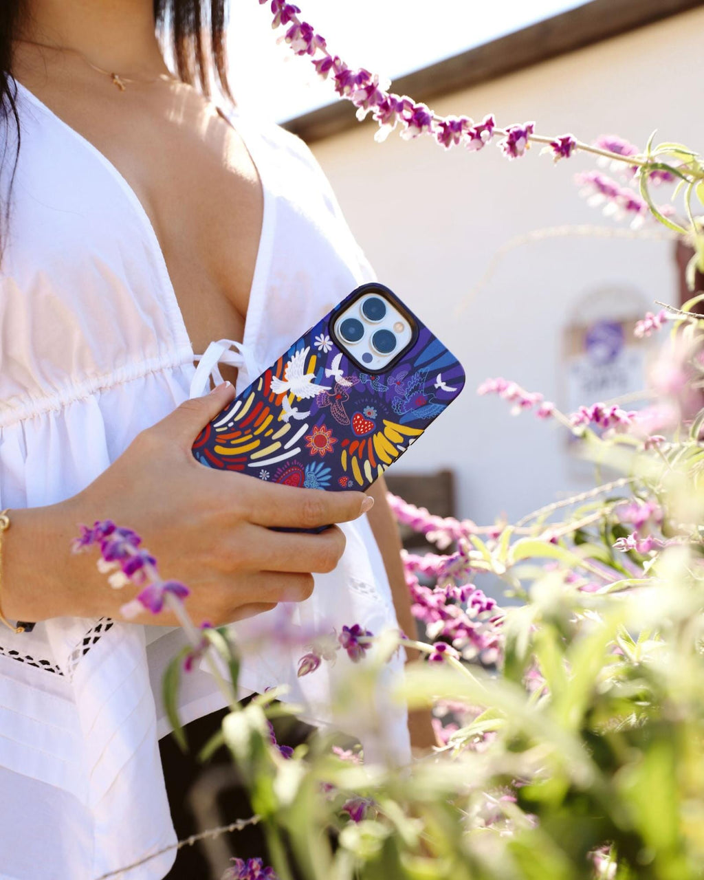 Traveling This Summer? 5 Cases to Inspire Your Adventures