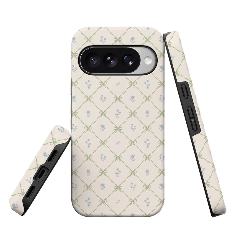Petit Petals | Dainty Lattice Case