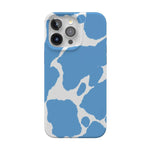 Current MOOd | Light Blue Cow Print Case iPhone Case get.casely Classic + MagSafe® iPhone 15 Pro Max 