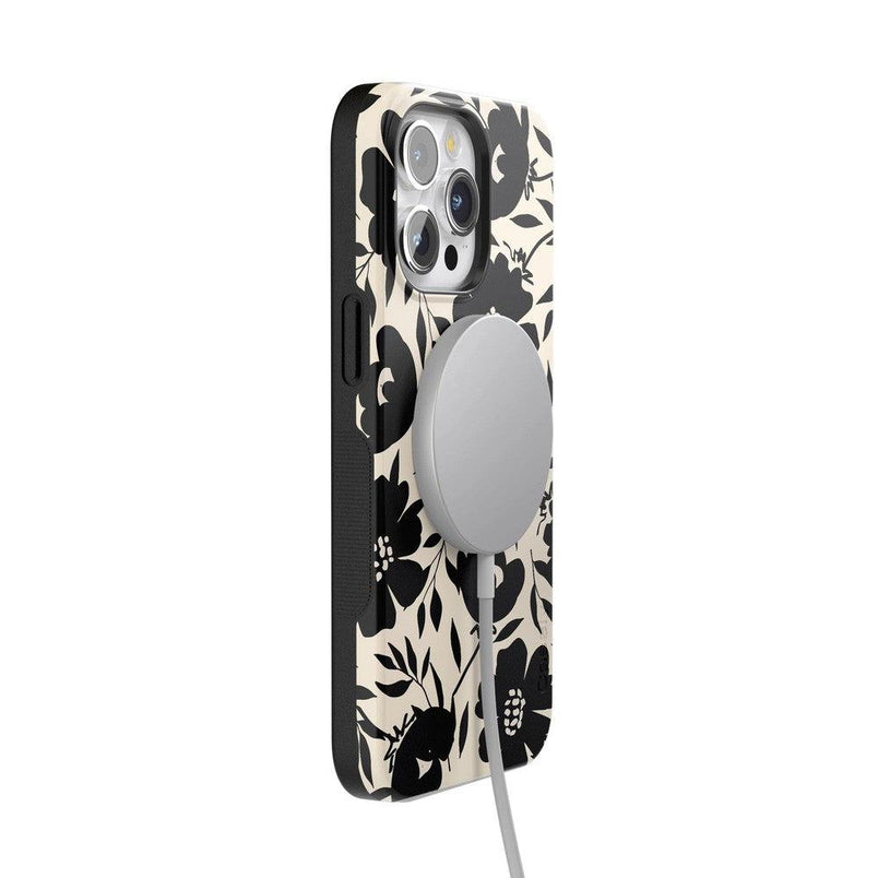 Dark Fantasy | Contrast Floral Case iPhone Case get.casely 