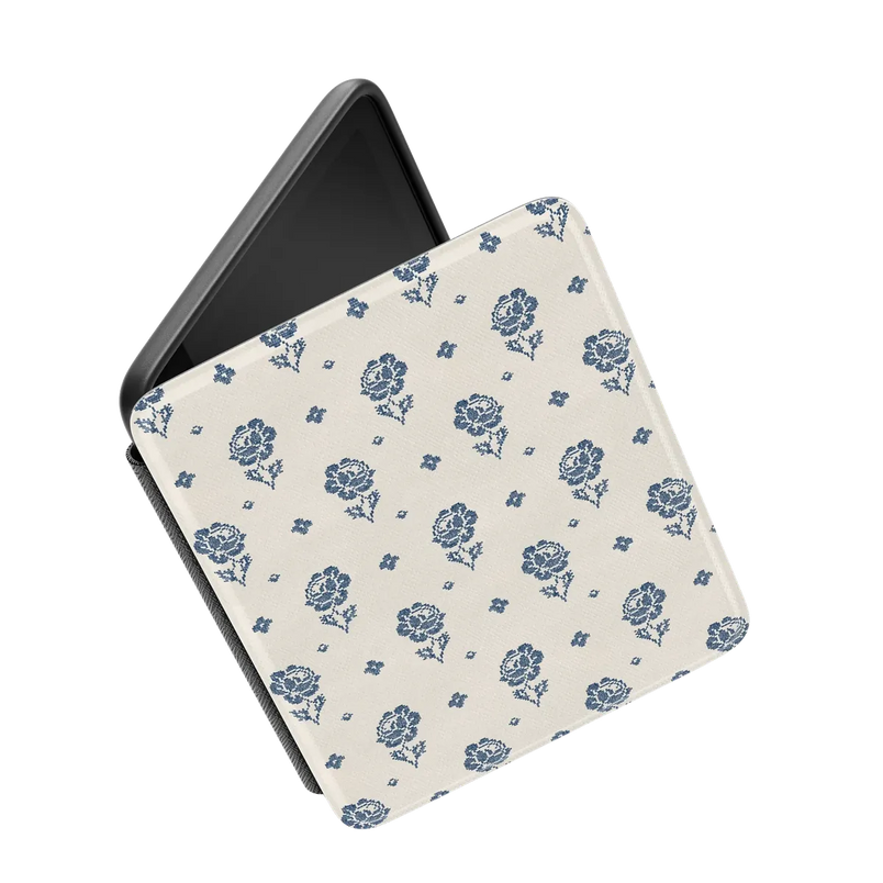Seaside Stitch | Vintage Roses Kindle Case
