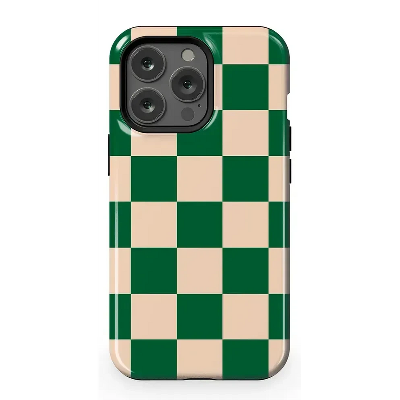 Fit Check | Green Checkerboard Case iPhone Case get.casely Essential + MagSafe® iPhone 13 Pro 
