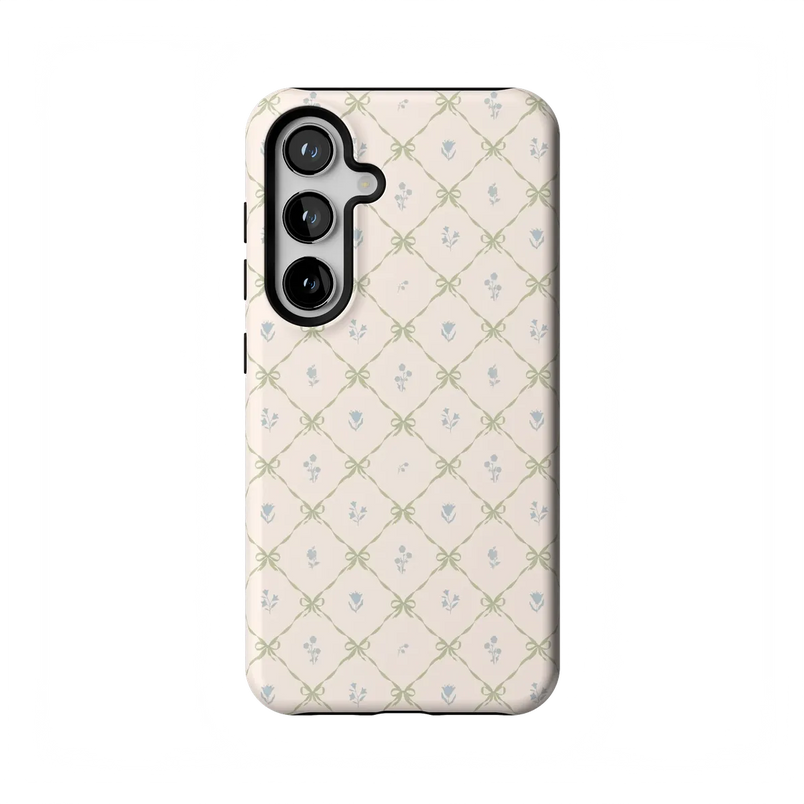 Petit Petals | Dainty Lattice Case