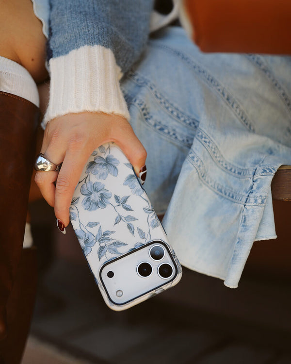 Ink & Iris | Vintage Floral Case