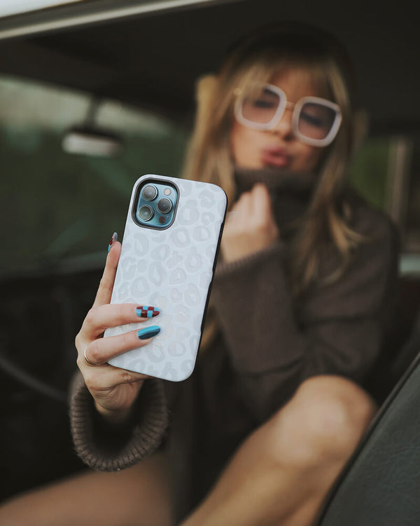 Into the Wild | White Snow Leopard Case