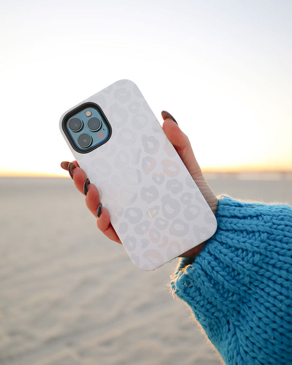 Into the Wild | White Snow Leopard Case