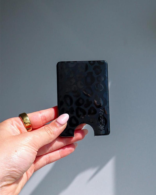 Into the Wild | Black Leopard MagWallet MagWallet get.casely 