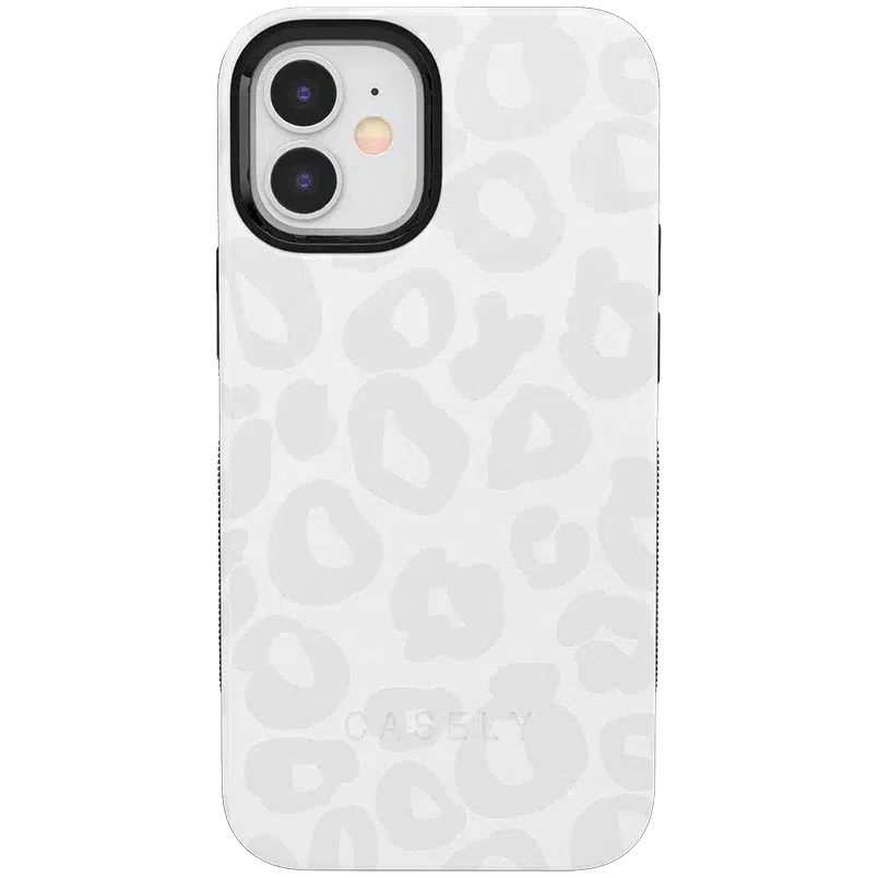 Into the Wild | White Snow Leopard Case iPhone Case get.casely Bold + MagSafe® iPhone 12