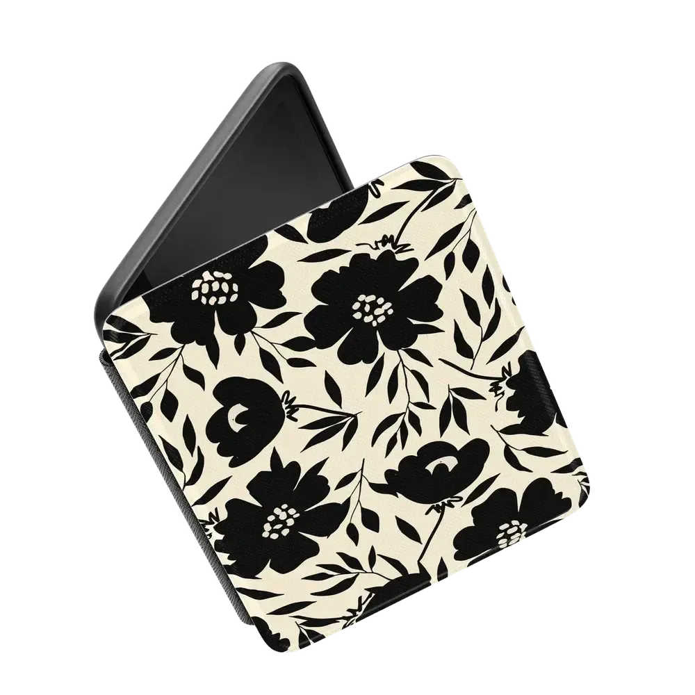 Dark Fantasy Contrast Floral Kindle Case - Thumbnail 4
