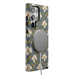 Lei’d Back | The Boyfriend Collection Phone Case get.casely 