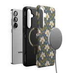 Lei’d Back | The Boyfriend Collection Phone Case get.casely 