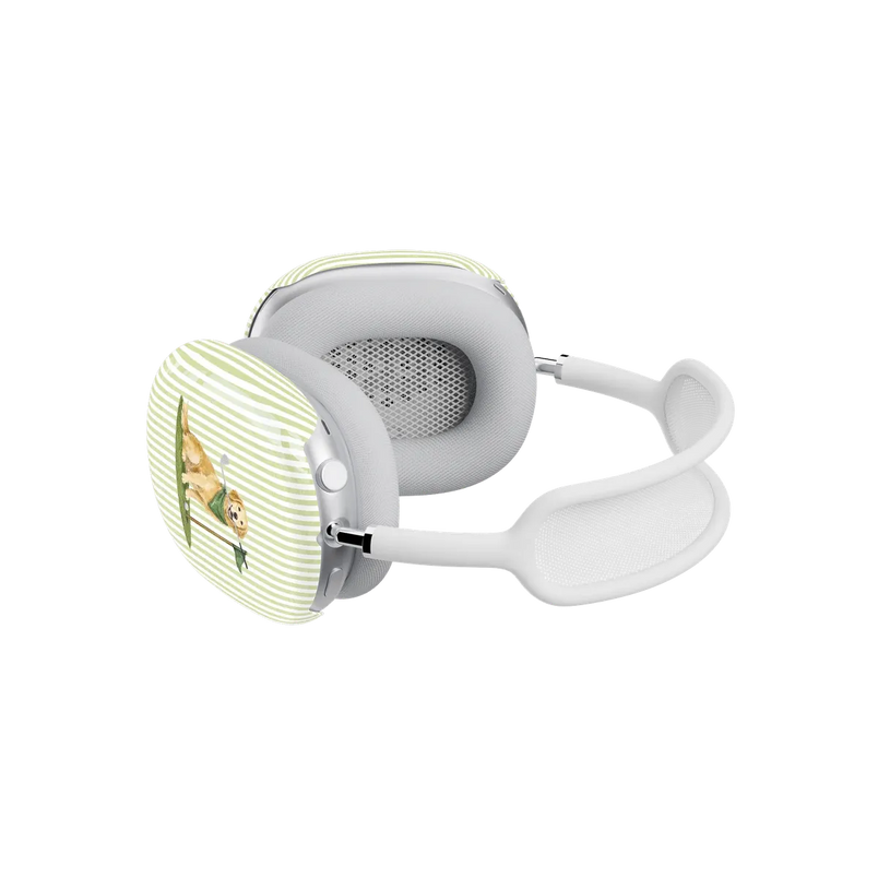Golden on the Green | Clubhouse AirPods Max Case
