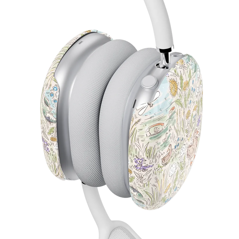 The Waddle Path | Duck Pond AirPods Max Case