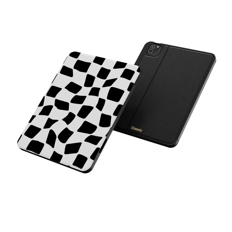 Funky Checkerboard | High Contrast Design iPad Case