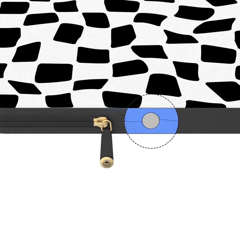 Funky Checkerboard | High Contrast Design Laptop Case