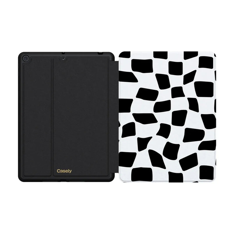 Funky Checkerboard | High Contrast Design iPad Case