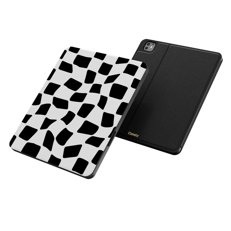 Funky Checkerboard | High Contrast Design iPad Case