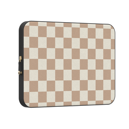 Fit Check | Neutral Checkerboard Laptop Case