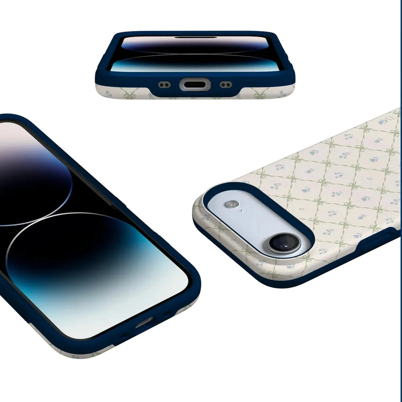 Petit Petals | Dainty Lattice Case