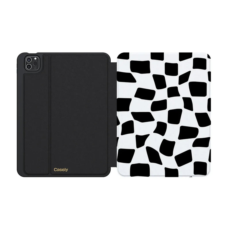 Funky Checkerboard | High Contrast Design iPad Case