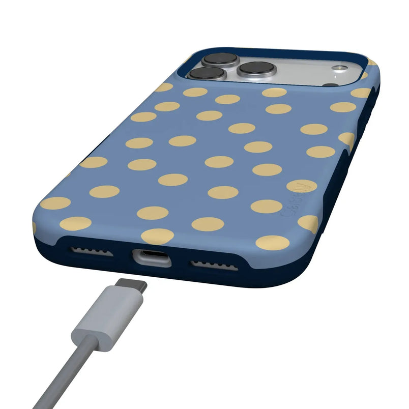 In the Spotlight | Pastel Polka Dot Case