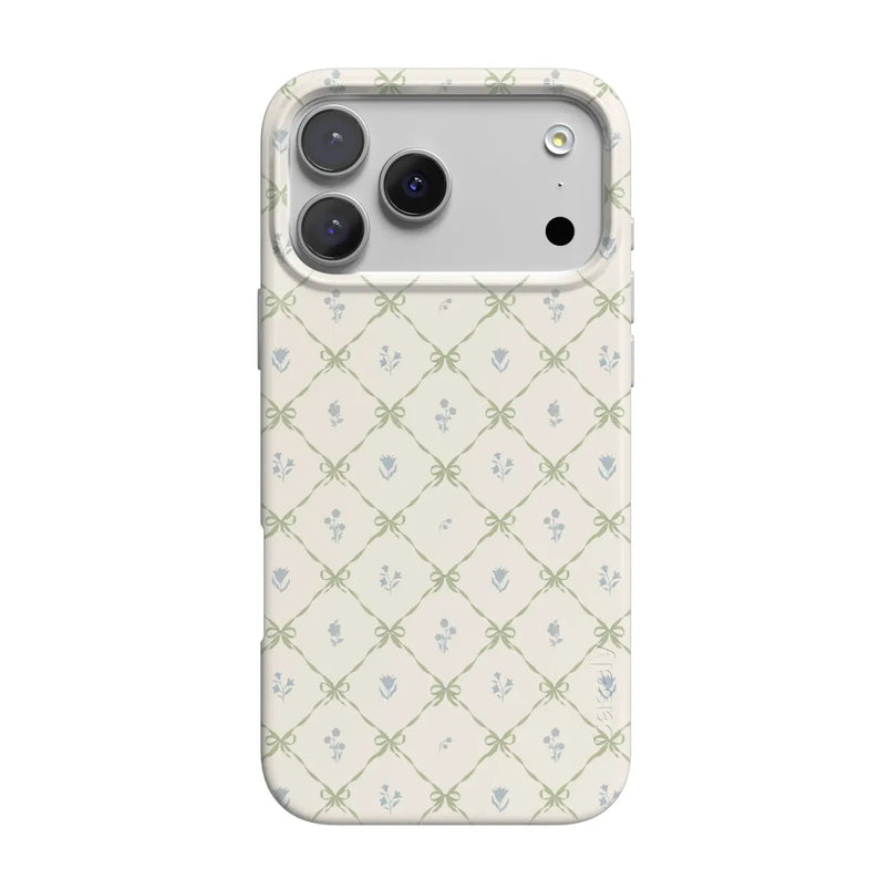 Petit Petals | Dainty Lattice Case