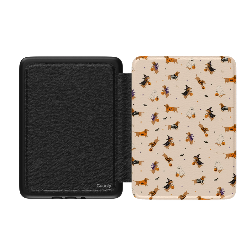 Pup or Treat | Halloween Dogs Kindle Case