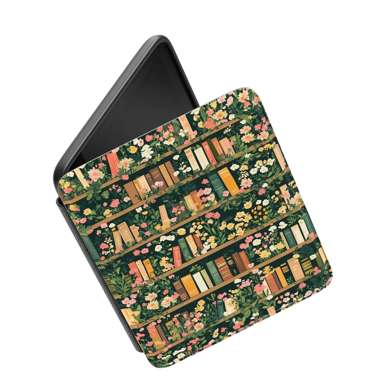 Fit Check | Black & Brown Checkerboard Kindle Case