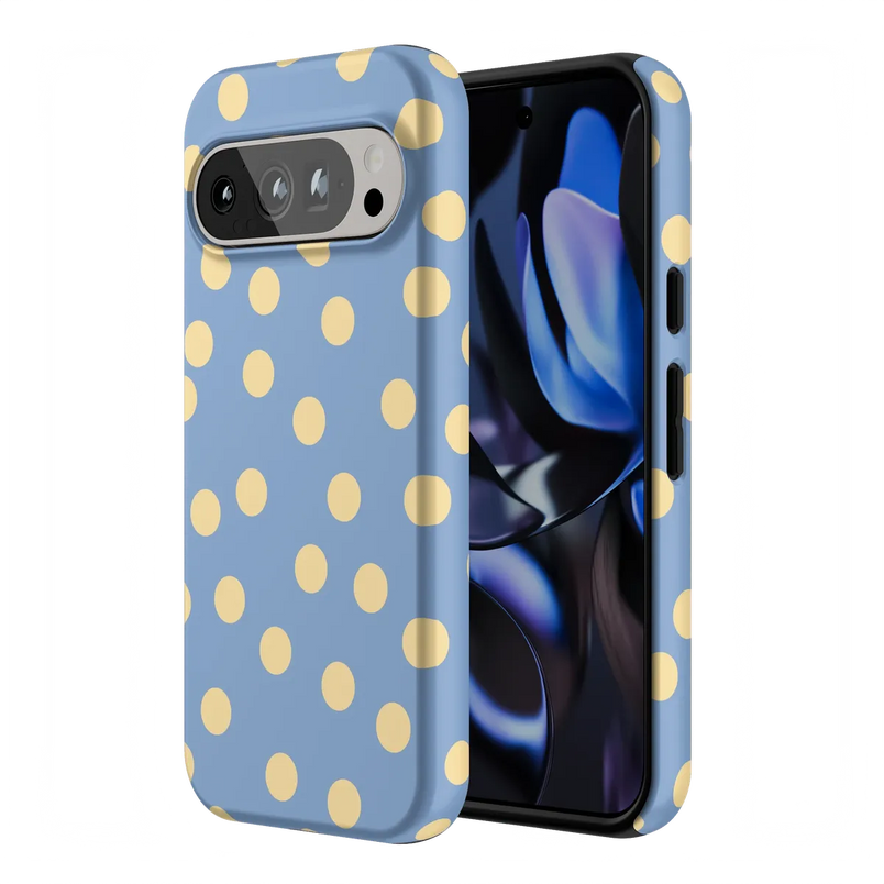 In the Spotlight | Pastel Polka Dot Case