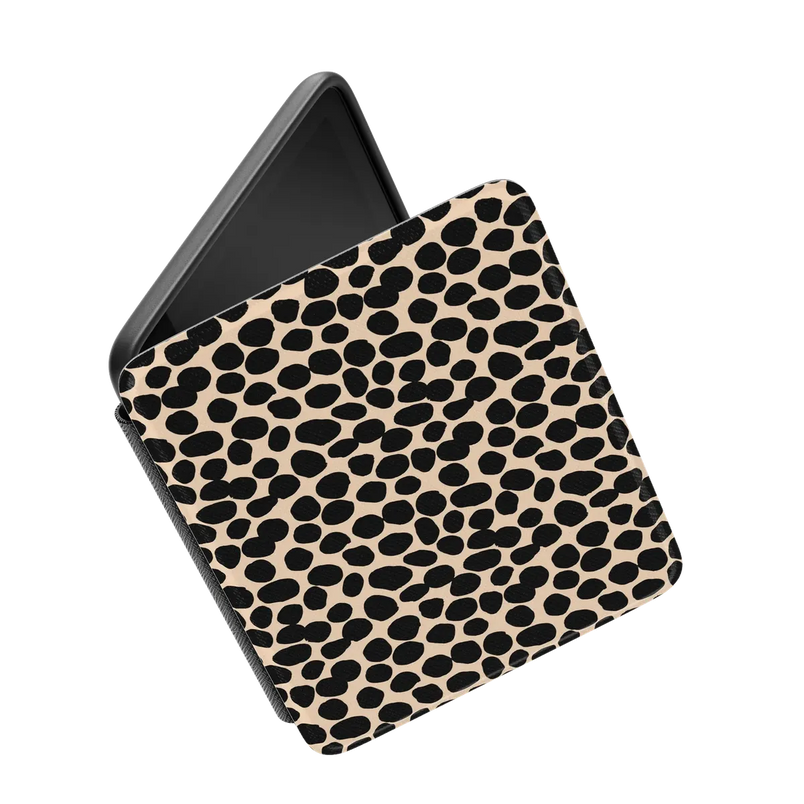 Lost in Spots | Cheetah Print Kindle Case