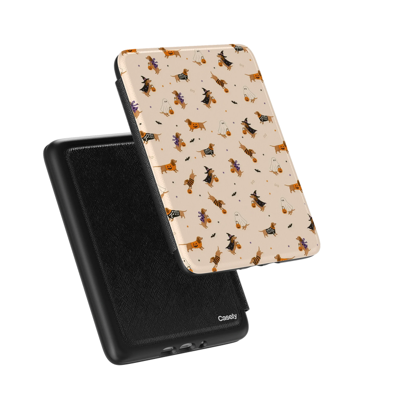 Pup or Treat | Halloween Dogs Kindle Case