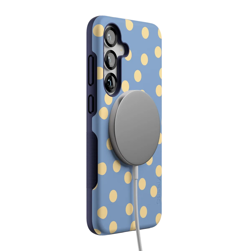 In the Spotlight | Pastel Polka Dot Case