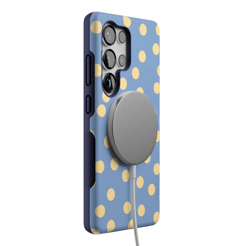 In the Spotlight | Pastel Polka Dot Case