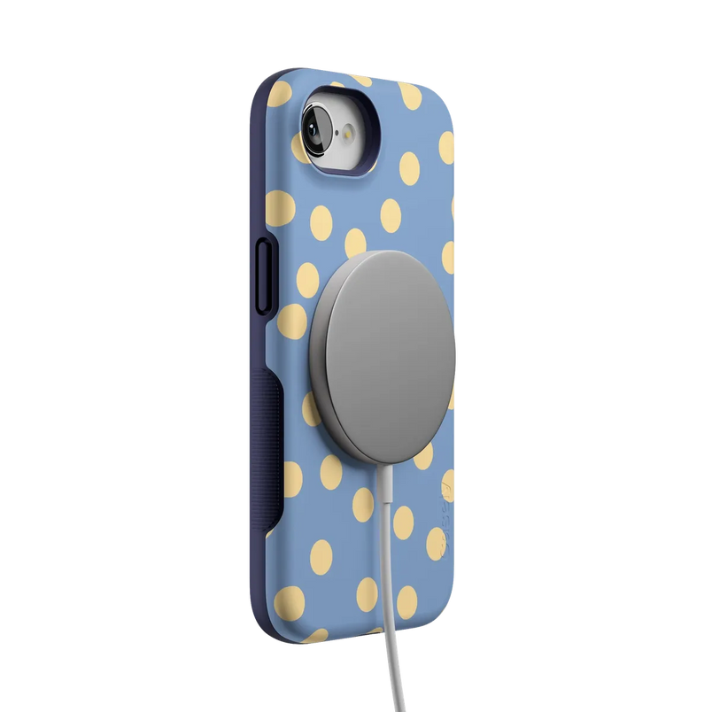 In the Spotlight | Pastel Polka Dot Case