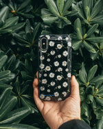 Daisy Daydream | Black Floral Case iPhone Case get.casely 