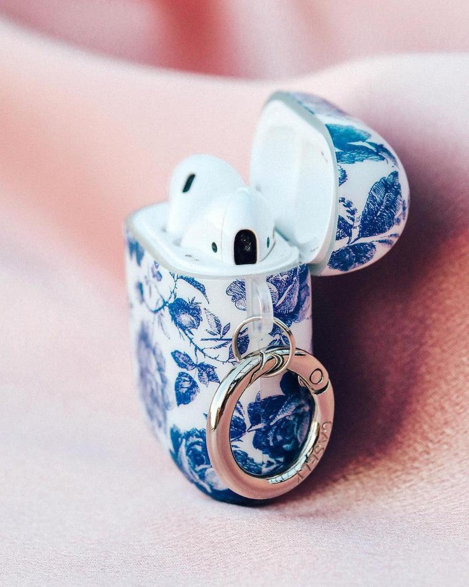 Rose to Fame Blue & White Rose Floral AirPods Case - Thumbnail 5