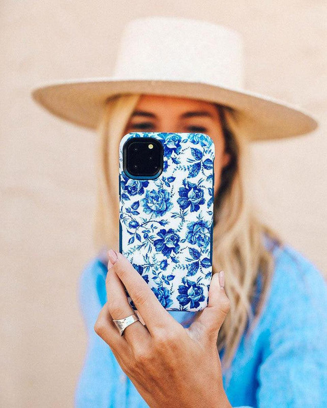 Rose to Fame | Blue & White Rose Floral Samsung Case Samsung Case get.casely 